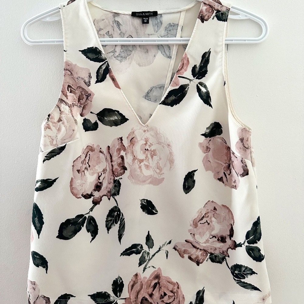 Dynamite sleeveless open back top